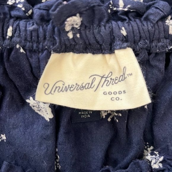 Universal Thread Top - Picture 3 of 4